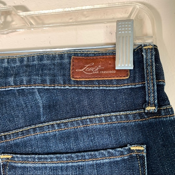 Levi’s slight curve skinny boot cut low rise jeans SZ 26 rough cut hem like new - Picture 9 of 11